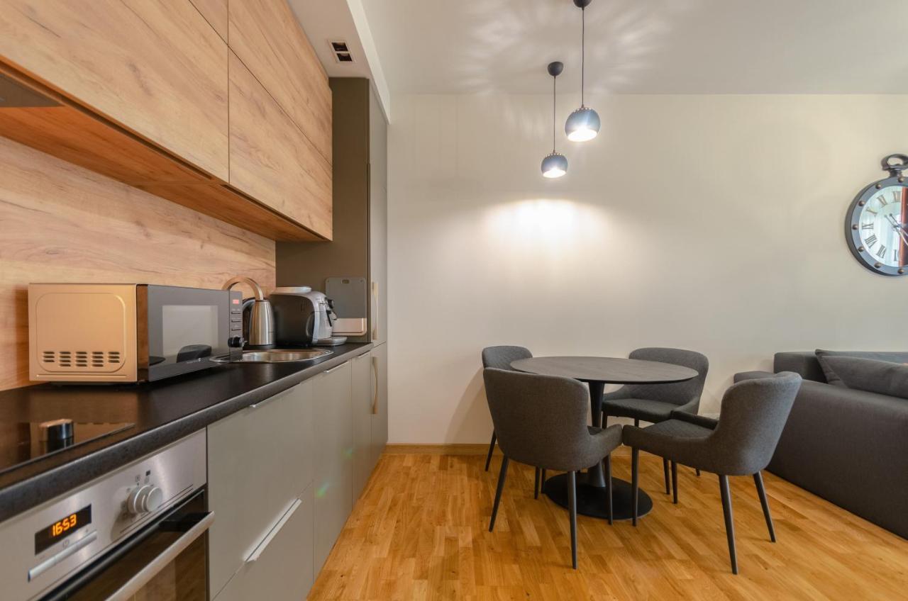 Petrovdom 408-467-471-277-377 In Central Park Cozy Apartments 基輔 外观 照片