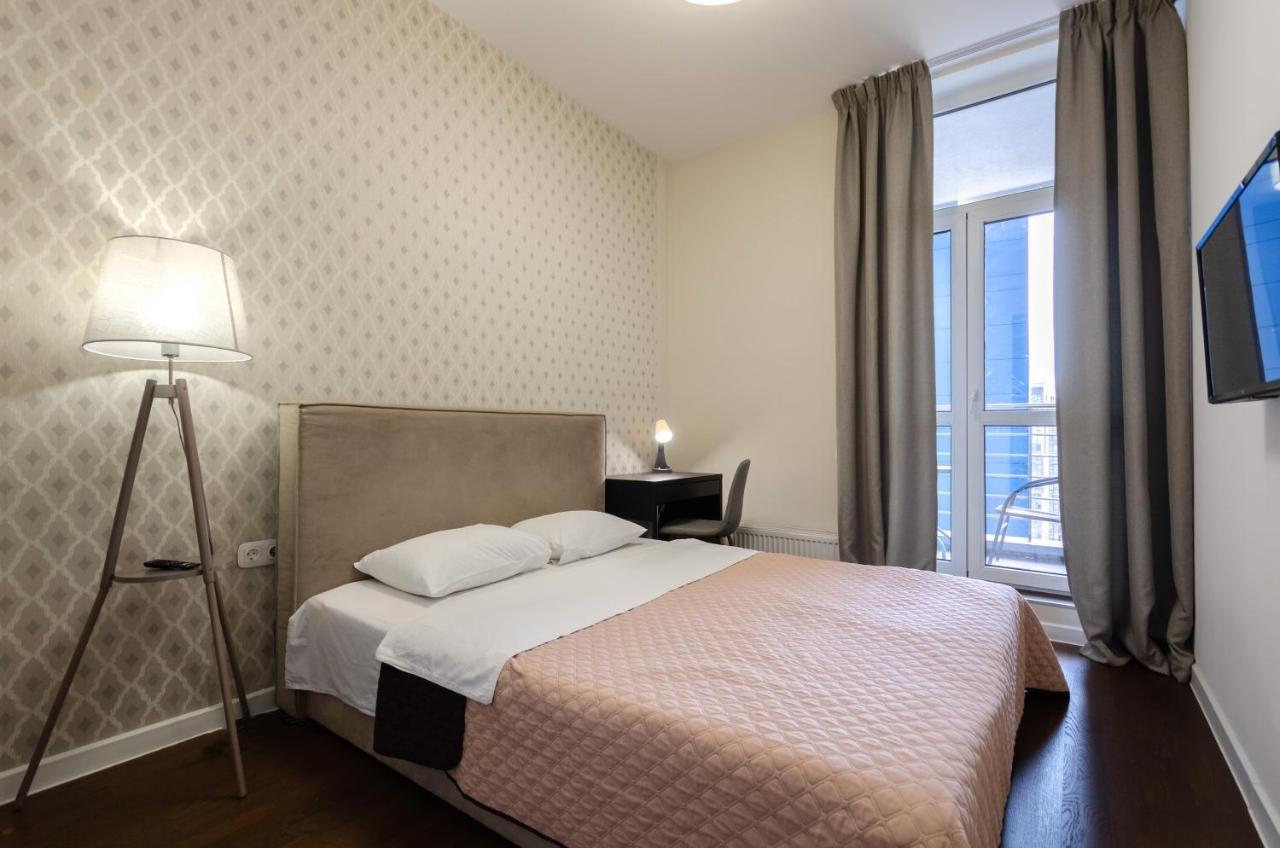 Petrovdom 408-467-471-277-377 In Central Park Cozy Apartments 基輔 外观 照片