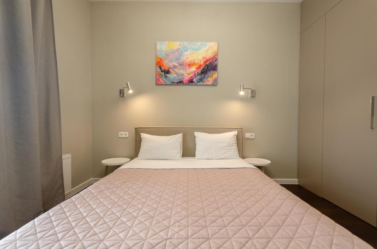 Petrovdom 408-467-471-277-377 In Central Park Cozy Apartments 基輔 外观 照片